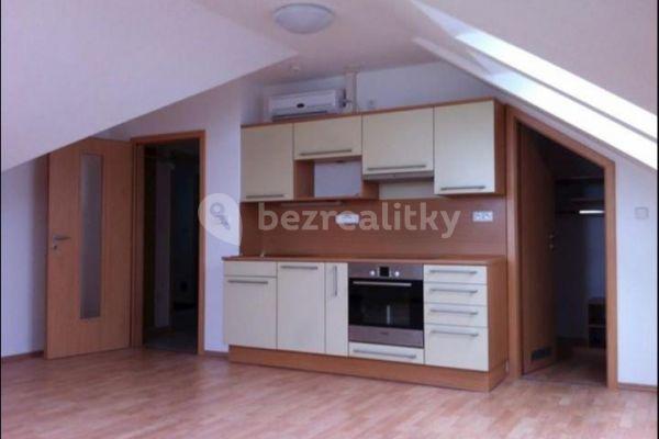 Pronájem bytu Garsoniéra 45 m², Hálkova, Humpolec