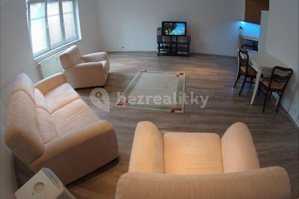 Pronájem bytu 2+1 61 m², náměstí V. Řezáče, Karlovy Vary, Karlovarský kraj