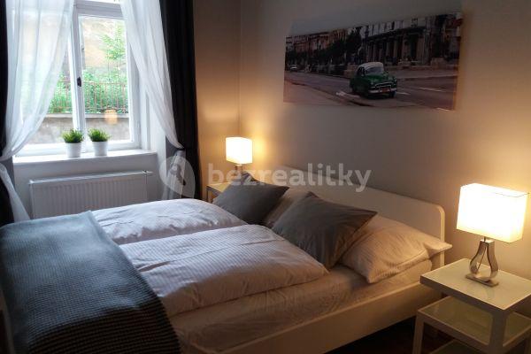 Pronájem bytu 2+kk 35 m², Varšavská, Praha, Praha