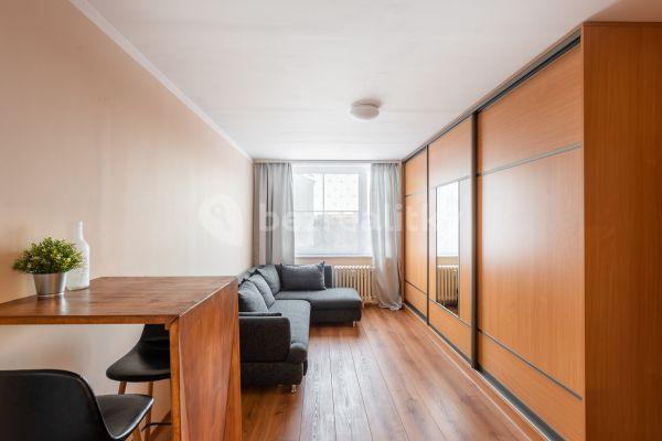 Pronájem bytu 2+kk 42 m², Litoměřická, Hlavní město Praha