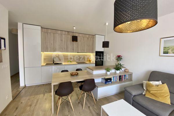 Pronájem bytu 2+1 60 m², Béžová, Bratislava