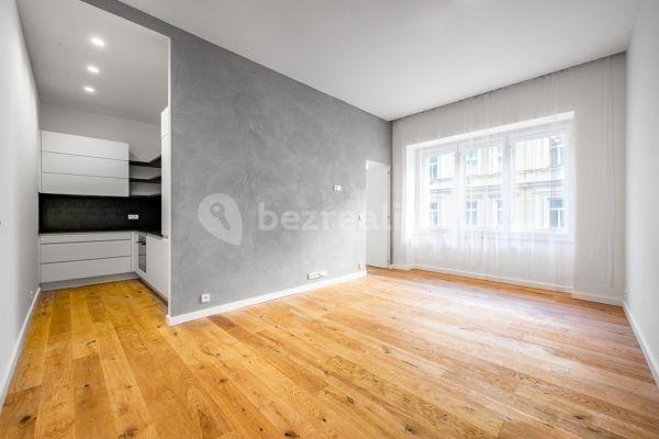 Pronájem bytu 2+kk 62 m², Římská, Praha