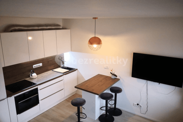 Pronájem bytu 2+kk 37 m², Molákova, Praha