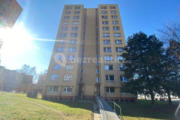 Pronájem bytu 1+kk 28 m², Okružní, 