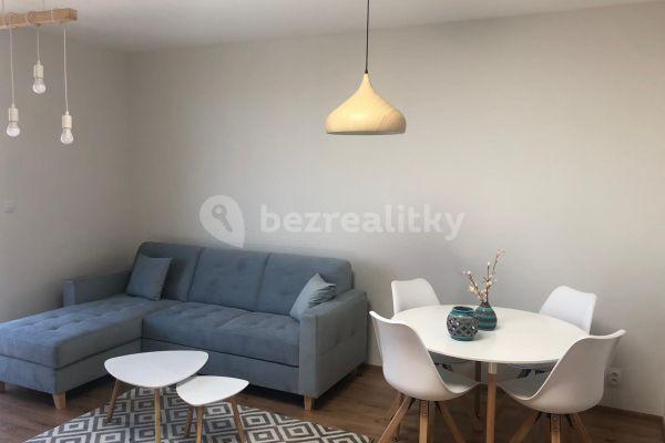 Pronájem bytu 2+kk 48 m², Sudoměřská, Praha