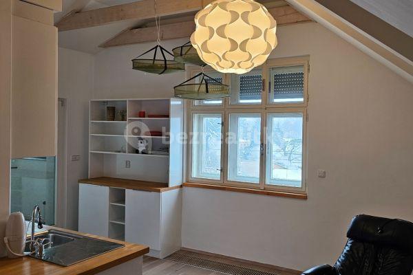 Pronájem bytu 2+kk 70 m², Vojtěšská, Neratovice