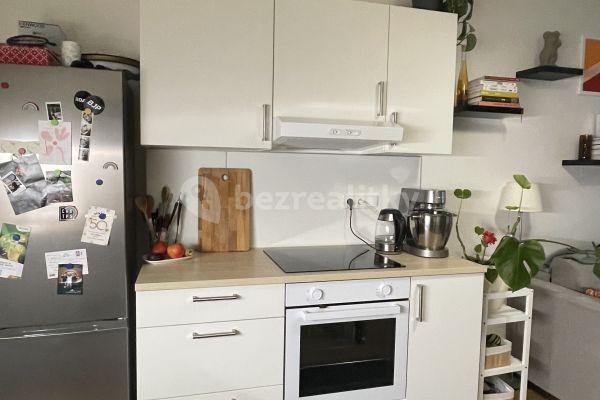 Pronájem bytu 2+kk 45 m², Na Dolinách, Praha