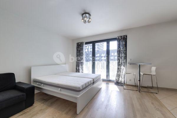 Pronájem bytu 1+kk 37 m², Olšanská, Praha