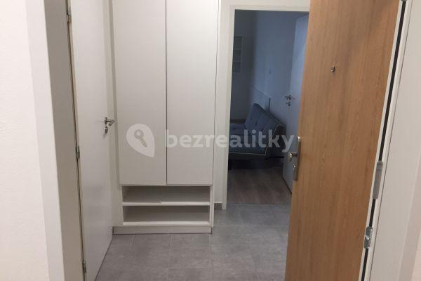 Pronájem bytu 1+kk 28 m², Technická, Plzeň