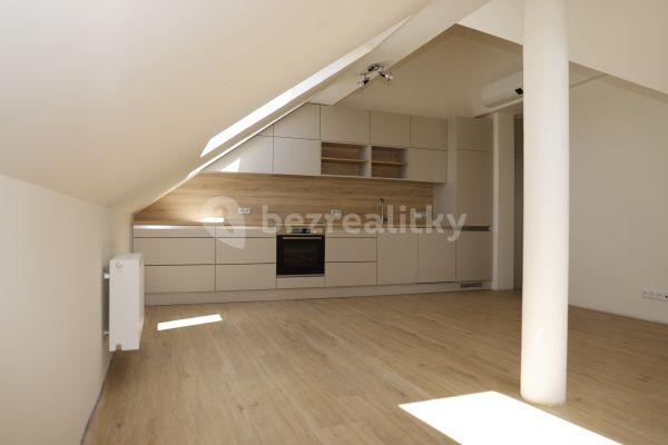 Pronájem bytu 2+kk 55 m², Šatrova, Praha