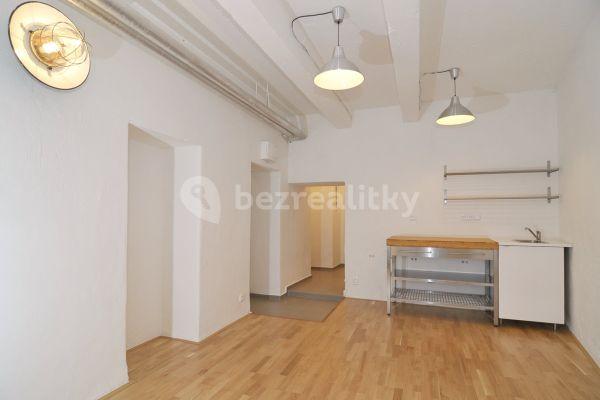 Pronájem bytu 1+kk 23 m², Přístavní, Praha