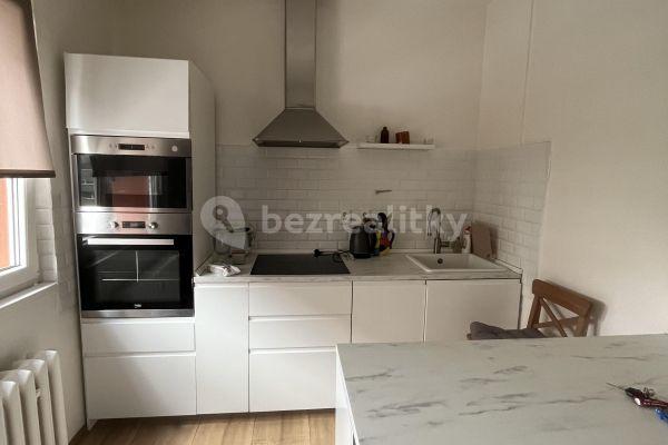 Pronájem bytu 3+1 70 m², U Bazénu, Hlavní město Praha