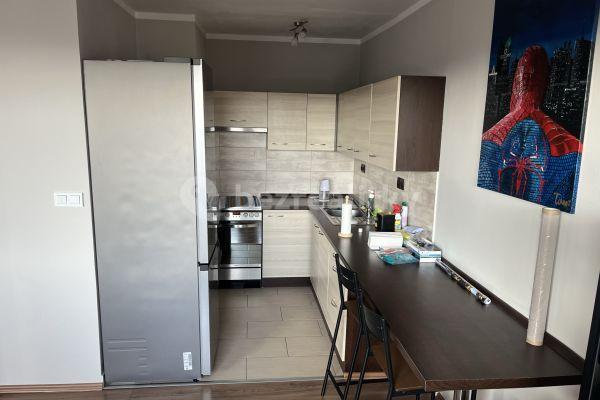 Pronájem bytu 1+kk 35 m², Vysočanská, Hlavní město Praha