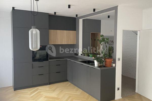 Pronájem bytu 2+kk 52 m², Šmeralova, Hlavní město Praha