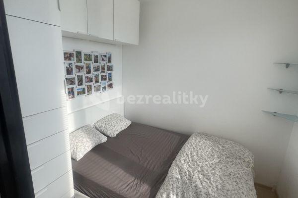 Pronájem bytu 2+kk 33 m², Černého, Praha