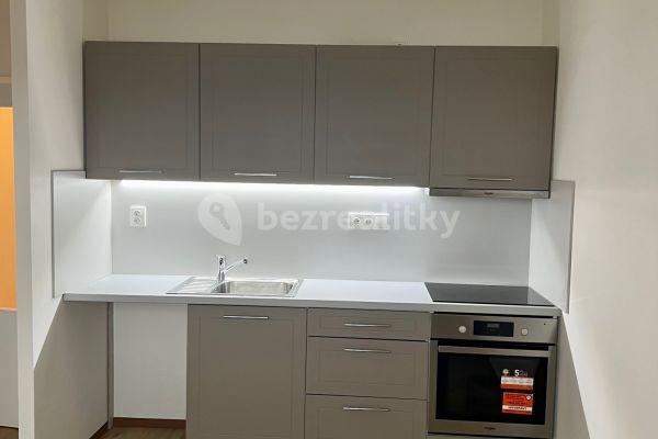 Pronájem bytu 2+kk 43 m², Dobiášova, Liberec