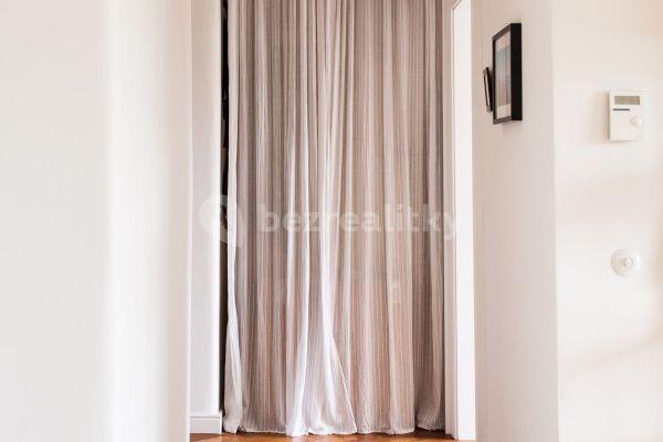 Pronájem bytu 3+kk 69 m², Rooseveltova, Praha