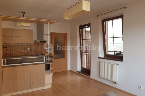 Pronájem bytu 1+kk 35 m², Na Vinohradu, Praha