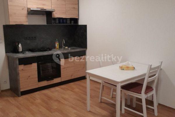 Pronájem bytu 1+kk 38 m², Podkovářská, Praha