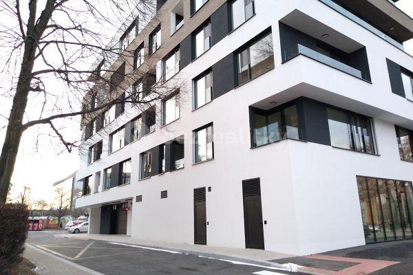 Pronájem bytu 2+kk 55 m², U Petřin, Praha