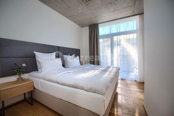 Pronájem bytu 2+kk 50 m², Soukenická, Praha