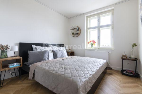 Pronájem bytu 2+kk 47 m², Bořivojova, Praha, Praha