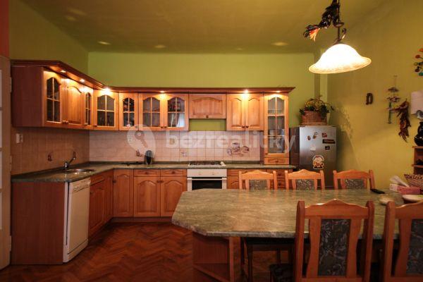 Pronájem bytu 4+1 90 m², Stroupežnického, Praha