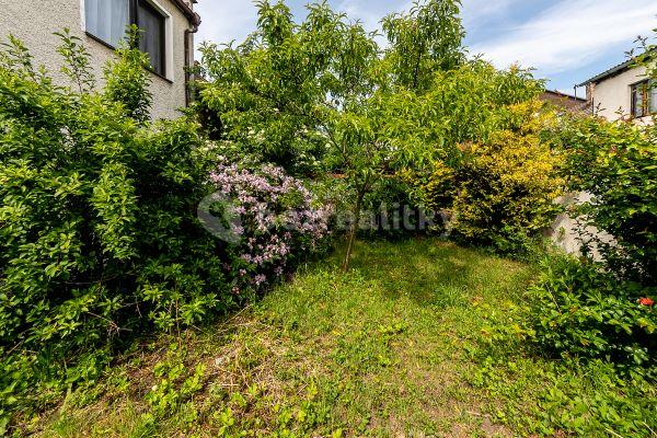 Prodej domu 280 m², pozemek 525 m², Bažantnická, 