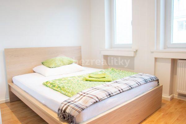 Pronájem bytu 1+1 30 m², Kúpeľná, Bratislava