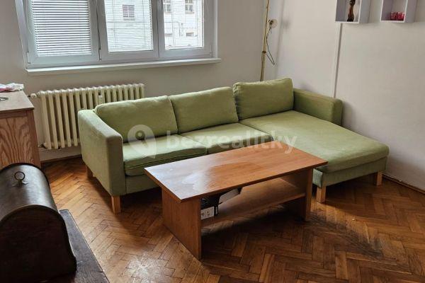 Pronájem bytu 2+1 53 m², Krymská, Karlovy Vary