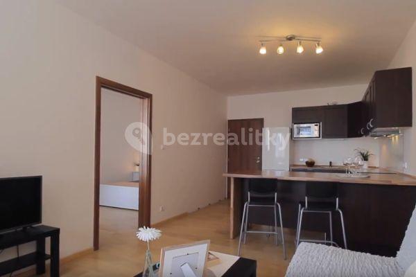 Pronájem bytu 2+kk 60 m², Zakšínská, Praha