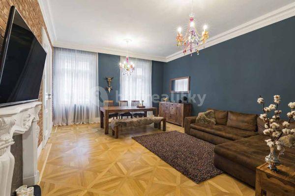 Pronájem bytu 3+1 92 m², Ostrovní, Praha