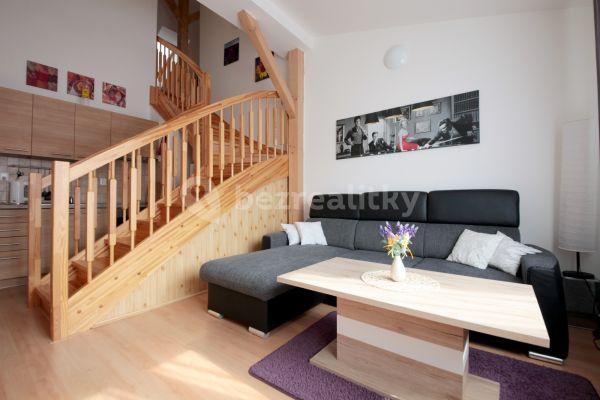 Pronájem bytu 2+kk 40 m², Buchovcova, Praha