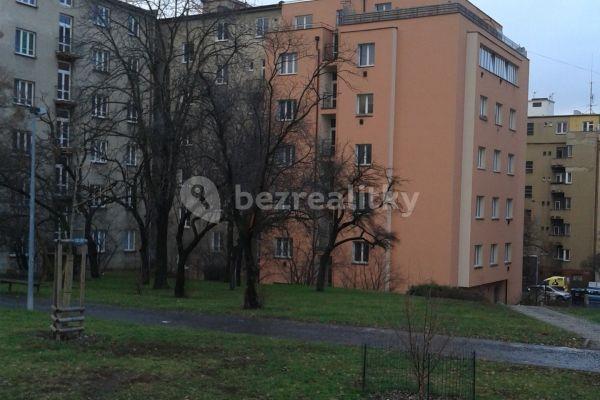 Pronájem bytu 1+kk 24 m², 28. pluku, Hlavní město Praha