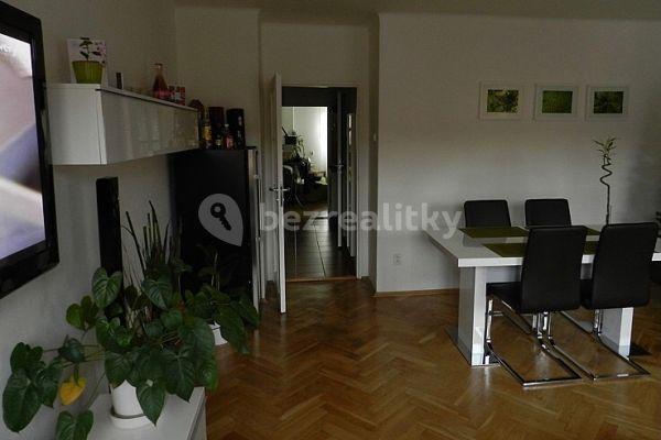 Prodej bytu 3+1 79 m², Plzeňská, Praha