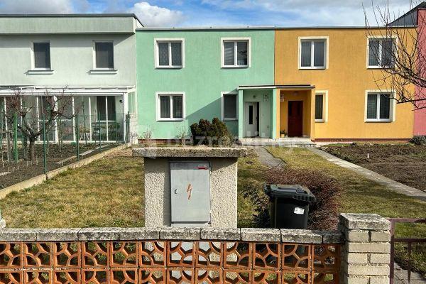 Prodej domu 192 m², pozemek 341 m², Čs. armády, Břeclav, Jihomoravský kraj