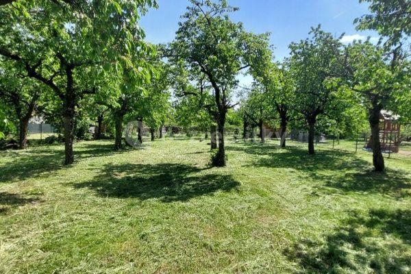 Prodej pozemku 1.298 m², Luleč