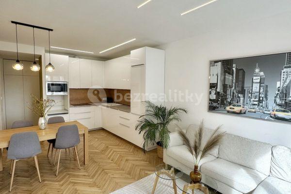 Pronájem bytu 3+1 66 m², Malešická, Praha