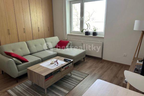 Pronájem bytu 2+1 39 m², Turčianska, Ružinov, Bratislavský kraj