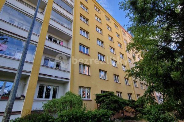 Pronájem bytu 2+1 55 m², Nigerijská, Praha