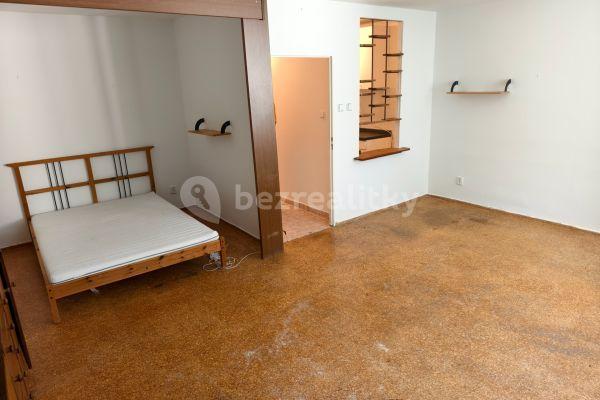 Prodej bytu 1+kk 44 m², Od Vysoké, Hlavní město Praha