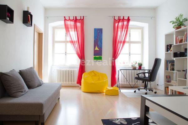 Pronájem bytu 3+1 64 m², Beblavého, Bratislava