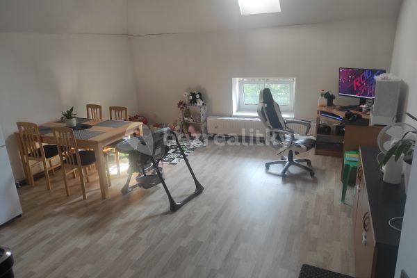 Pronájem bytu 2+kk 62 m², Presy, Chrudim