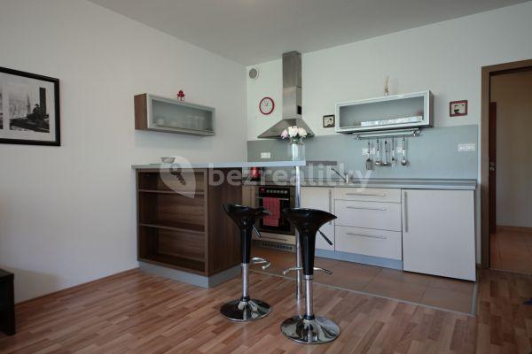 Pronájem bytu 2+1 40 m², Babická, Praha