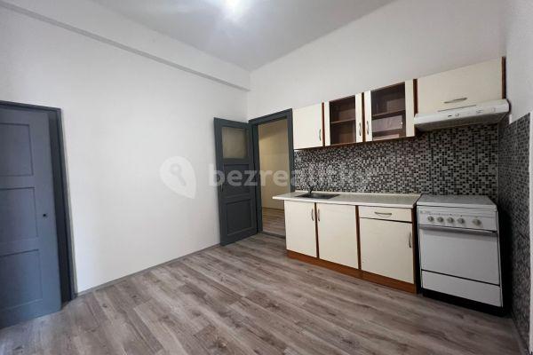 Pronájem bytu 1+1 46 m², K. Čapka, Karlovy Vary