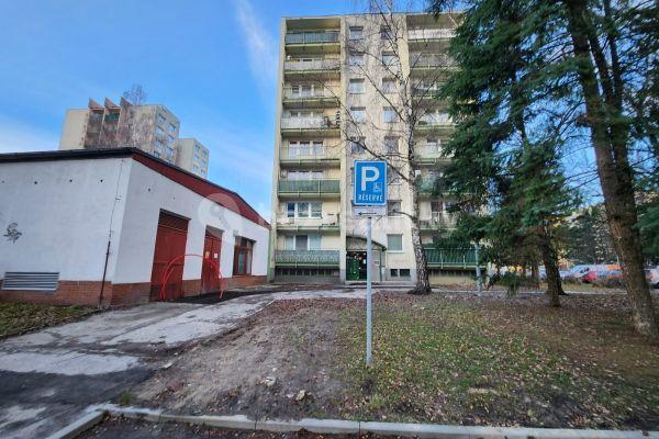 Pronájem bytu 3+1 69 m², Závodní, 