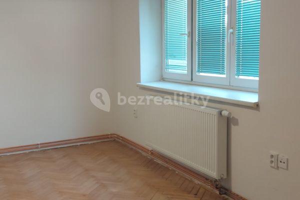 Pronájem bytu 2+1 64 m², Dašická, Pardubice