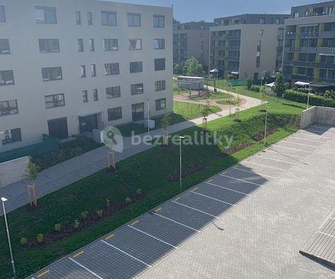 Pronájem bytu 2+kk 56 m², V Hliníkách, Chrudim