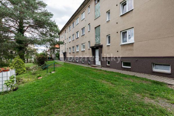 Prodej bytu 3+1 67 m², Školská, 