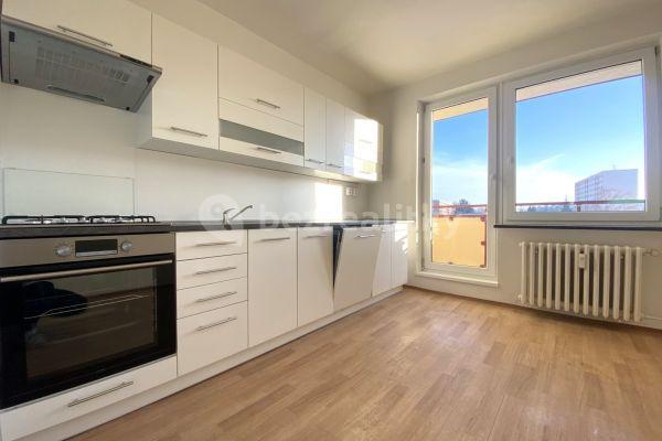 Pronájem bytu 3+1 66 m², Čsl. armády, 